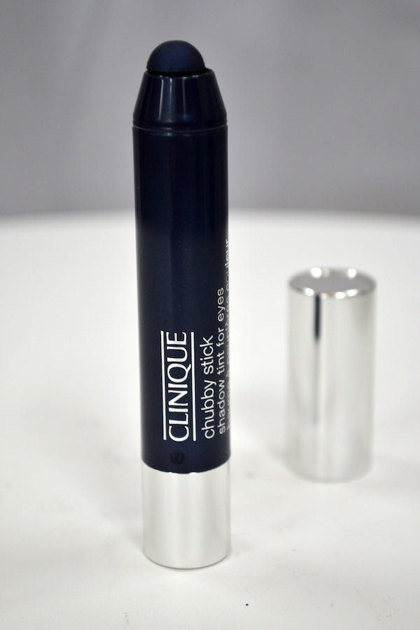 WHY WE LOVE CLINIQUE