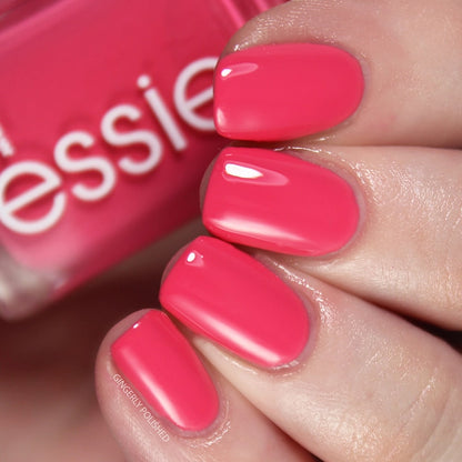 Essie Nail Polish 960 Blushin' & Crushin' 13.5ml