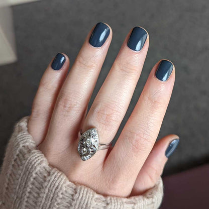 Essie Nail Polish 879 Carols & Caviar 13.5ml