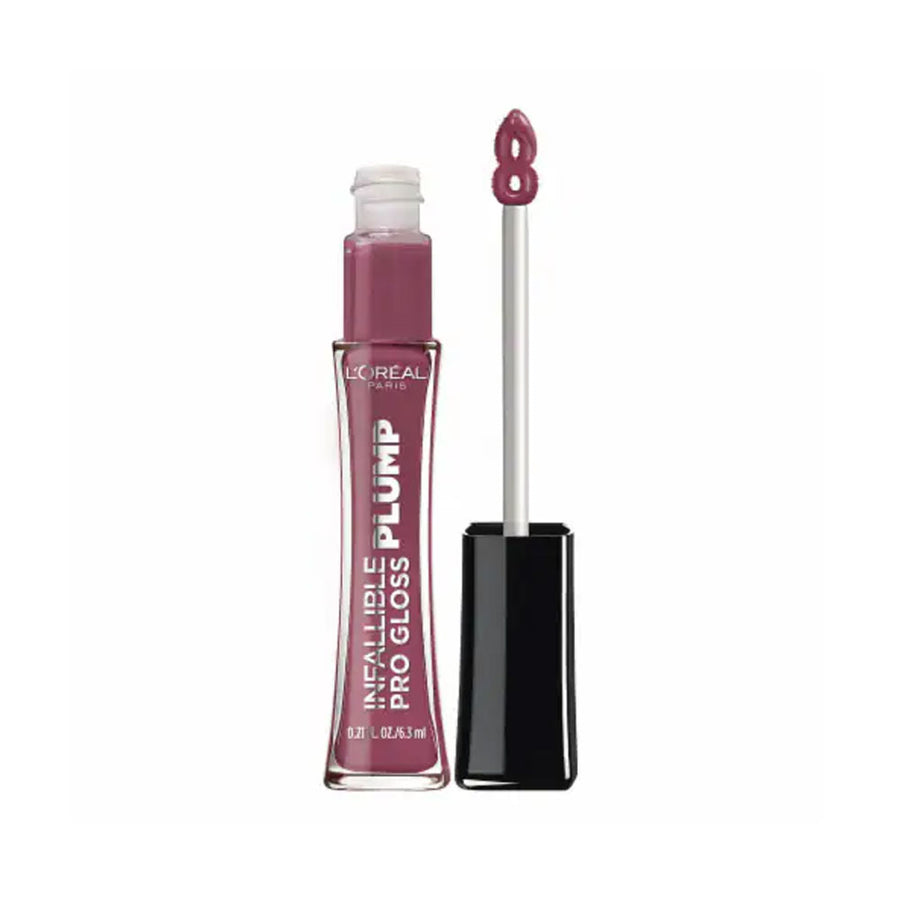 L'Oreal Infallible Plump Pro Gloss lip gloss in the shade 608 True Berry with a precision applicator, showing the product packaging and the color of the gloss.