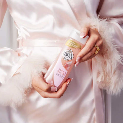 Imperial Leather Body Wash Pampering Mallow & Rose Milk 500ml