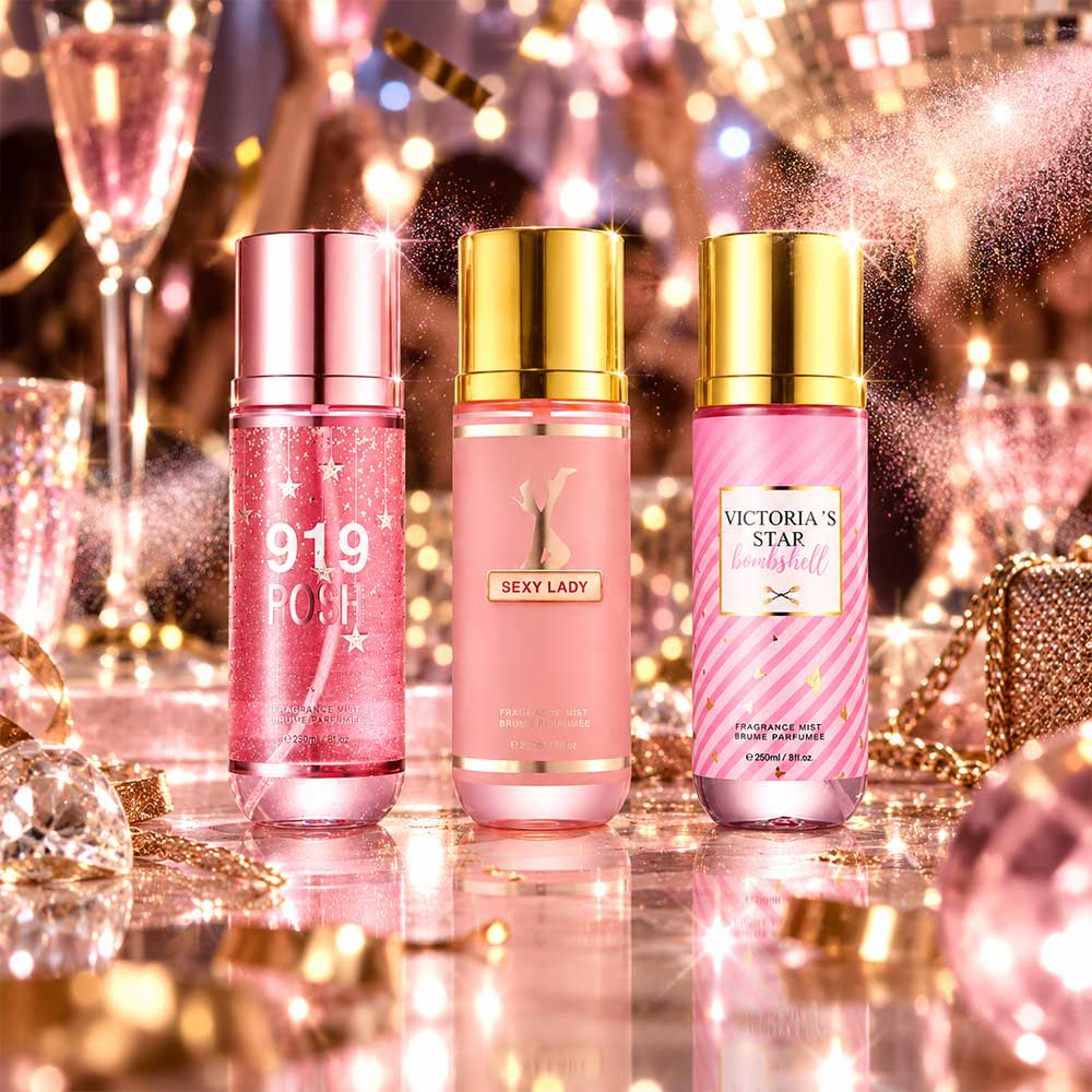 Three 236ml body mists in the Holiday Body Mist Gift Set
