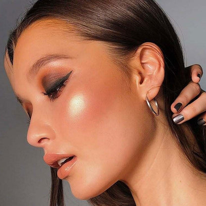 Maybelline Master Chrome Metallic Highlighter 100 Molten Gold